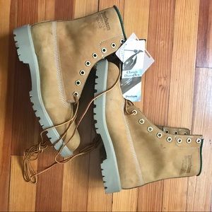 DUNHAM Work Boots NWT Sz 8 Thinsulate